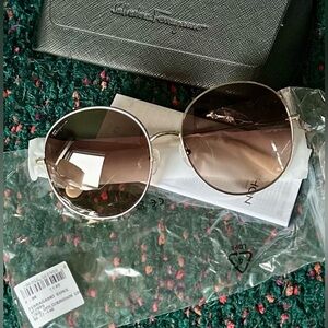 Ferragamo SF299S 60mm Round Sunglasses NWT Full Set Gold/Brown Rare Ferragamo Salvatore Ferragamo Blue Gradient Round Ladies  main image 4
